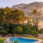 Casa El Montcel, A Unique With Roofterrace And Shared Pool 德尼亚