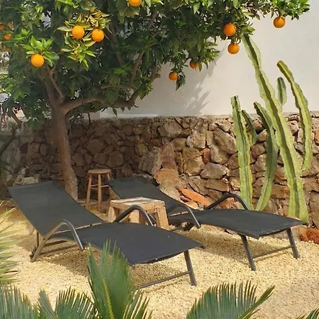 Casa El Montcel, A Unique With Roofterrace And Shared Pool Prázdninový dům *
