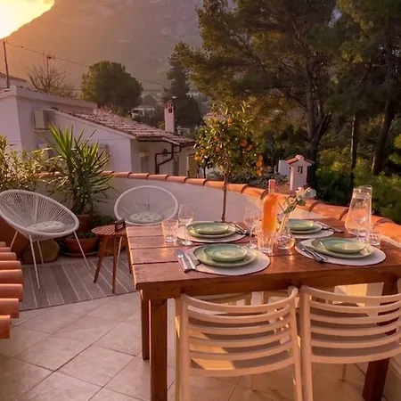 Prázdninový dům Casa El Montcel, A Unique With Roofterrace And Shared Pool Denia