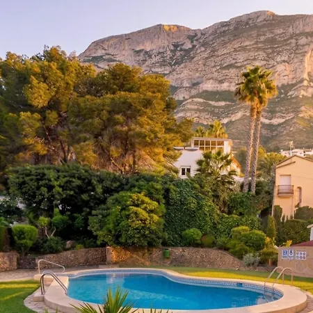 Casa El Montcel, A Unique With Roofterrace And Shared Pool Denia