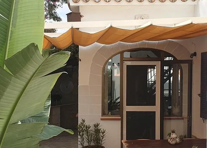 Semesterbostad Casa El Montcel, A Unique With Roofterrace And Shared Pool