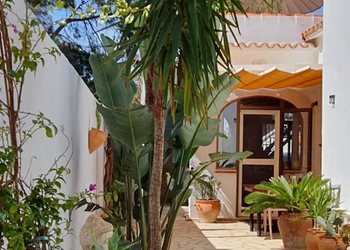 Casa El Montcel, A Unique With Roofterrace And Shared Pool Denia